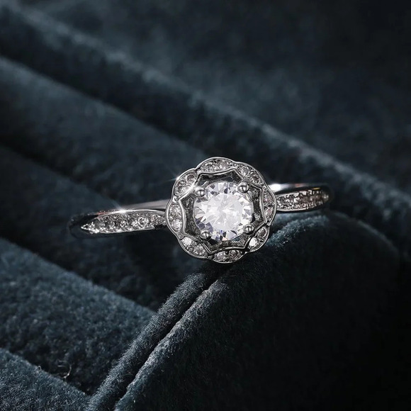 😍Diamond CZ Beautiful Carved Vintage Hollow Silver Flower Rings for Women, K848 - Picture 2 of 10